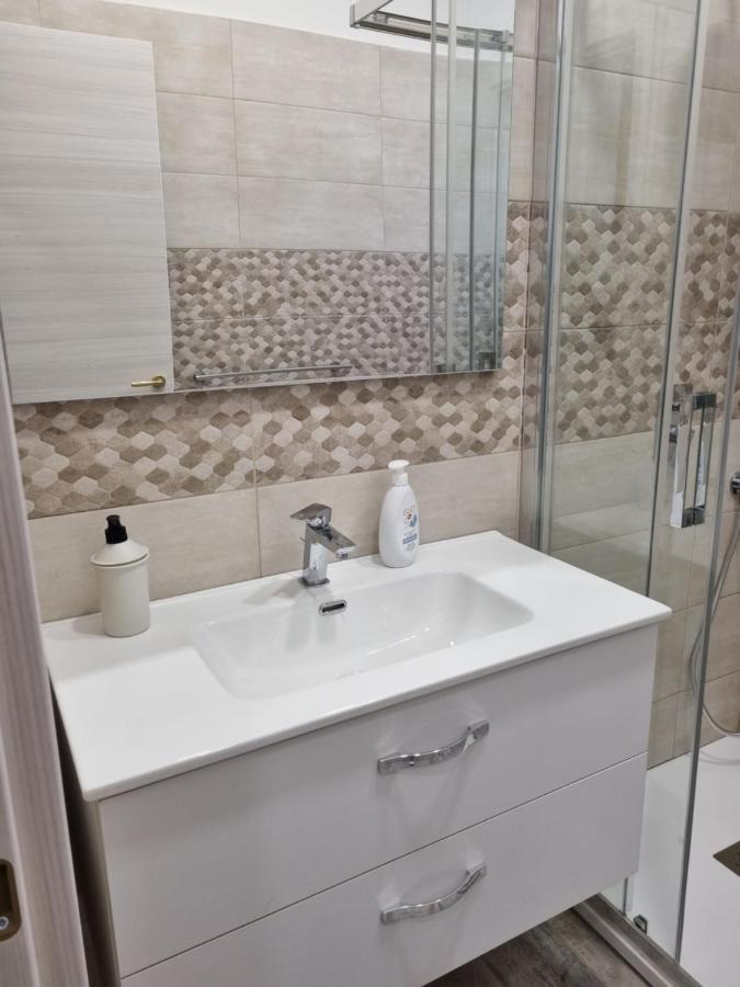 Van Gogh Apartments Помпеи Экстерьер фото