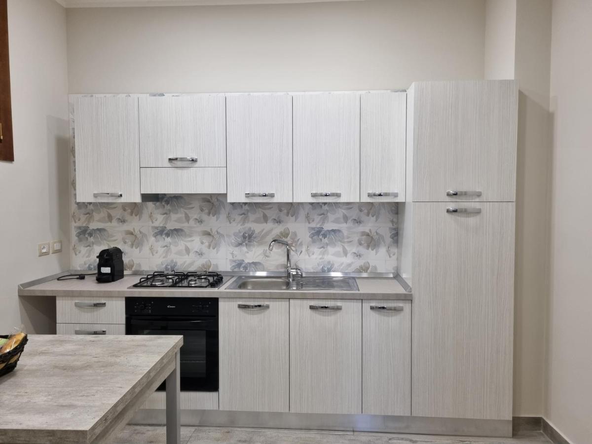 Van Gogh Apartments Помпеи Экстерьер фото