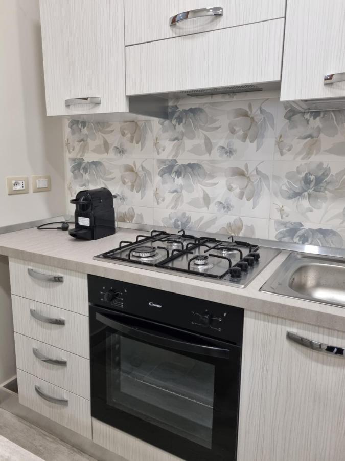 Van Gogh Apartments Помпеи Экстерьер фото