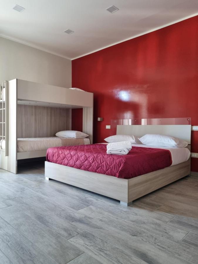 Van Gogh Apartments Помпеи Экстерьер фото